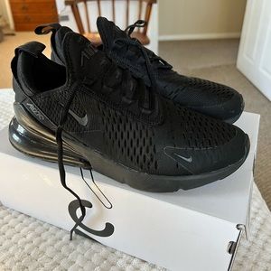 Nike Air Max 270 woman’s size 9 shoes